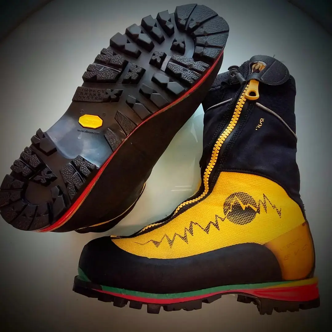 La Sportiva Batura 2.0 GTX reparado con suela original