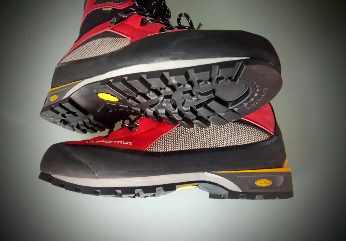 La Sportiva Trango S Evo GTX reparado con suela original