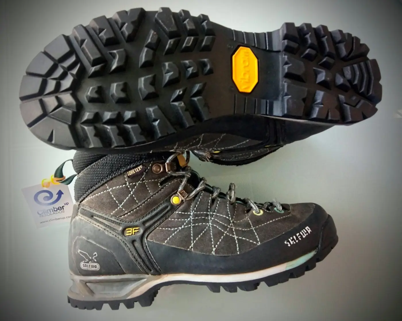 Salewa Mountain Trainer Mid GTX W reparado con repuesto Foura